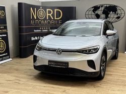 Scale silver metallic (metallic) Gebraucht 2021 VW ID.4 Pro Performance SUV | 21.789 € (Guter Preis)