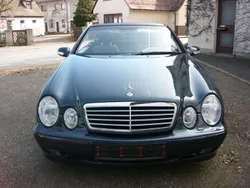 Schwarz Gebraucht 2002 Mercedes CLK230 Avantgarde Cabrio | 7.950 € (Etwas zu teuer)