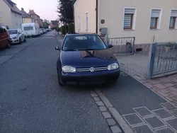 Blau Gebraucht 2000 VW Golf IV Comfortline Limousine | 1.480 € (Guter Preis)