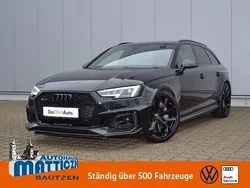 Mythosschwarz metallic Gebraucht 2019 Audi RS4 Sport Kombi | 63.439 € (Etwas zu teuer)
