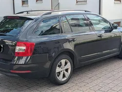Schwarz Gebraucht 2019 Skoda Octavia Style Kombi | 13.800 € (Guter Preis)