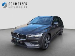 Gebraucht 2023 Volvo V60 CC Kombi | 42.990 € (Teuer)