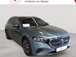 Blau Gebraucht 2025 Mercedes E220 Limousine | 50.989 € (Fairer Preis)