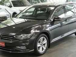 Grau Gebraucht 2024 VW Passat Elegance Kombi | 33.991 € (Guter Preis)