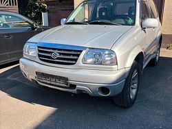 Silber Gebraucht 2005 Suzuki Grand Vitara Comfort SUV | 3.350 €