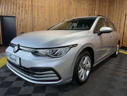 Silber Gebraucht 2023 VW Golf VIII Life Kombi | 24.750 € (Fairer Preis)