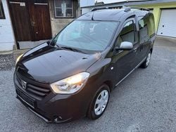 Perlmuttschwarz Gebraucht 2015 Dacia Dokker Celebration Van / Kleinbus | 6.999 € (Fairer Preis)