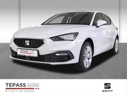 Weiß Gebraucht 2022 Seat Leon Style Kleinwagen | 25.880 € (Teuer)