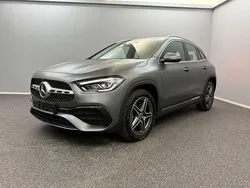 Grau Gebraucht 2023 Mercedes GLA250 AMG line SUV | 33.899 € (Guter Preis)