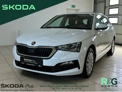 Weiss Gebraucht 2022 Skoda Scala Cool Plus Kleinwagen | 16.990 € (Guter Preis)