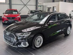 Schwarz Gebraucht 2023 Audi A3 Advanced Limousine | 25.900 € (Fairer Preis)