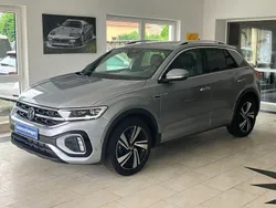 Pyrit siber (metallic) Gebraucht 2023 VW T-Roc R-line SUV | 25.990 € (Superpreis)