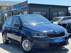 Blau Gebraucht 2016 Skoda Fabia Ambition Limousine | 8.990 € (Guter Preis)