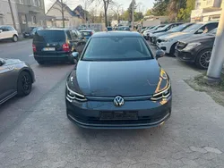 Grau Gebraucht 2022 VW Golf VIII Active Limousine | 19.500 € (Guter Preis)