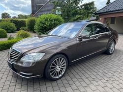 Braun Gebraucht 2010 Mercedes S350 Limousine | 19.975 € (Teuer)