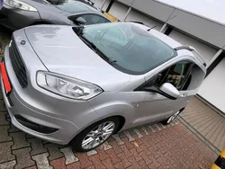 Silber Gebraucht 2017 Ford Tourneo Van / Kleinbus | 9.900 €