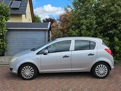 Grau Gebraucht 2009 Opel Corsa Edition Limousine | 750 € (Superpreis)