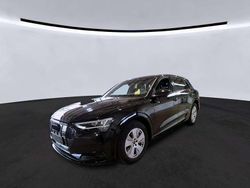 Brillantschwarz Gebraucht 2023 Audi e-tron S-Line SUV | 39.940 € (Guter Preis)