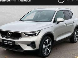 Silber Gebraucht 2024 Volvo XC40 Core SUV | 34.850 € (Fairer Preis)