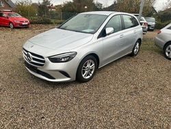 Silber Gebraucht 2019 Mercedes B180 Van / Kleinbus | 24.850 € (Teuer)