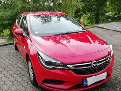 Rot Gebraucht 2018 Opel Astra Business Limousine | 6.900 € (Guter Preis)