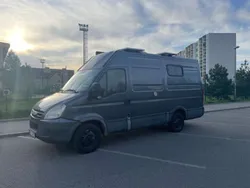 Grau Gebraucht 2006 Iveco Daily Van / Kleinbus | 22.500 €