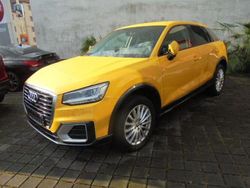Gelb Gebraucht 2019 Audi Q2 Design SUV | 20.990 € (Fairer Preis)