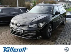 Grenadillschwarz metallic Neu 2024 VW Passat Business Kombi | 55.750 € (Teuer)