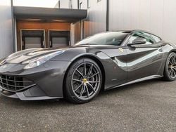 Rot Gebraucht 2015 Ferrari F12 Coupé | 329.950 €