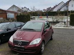 Rot Gebraucht 2008 Mercedes A150 Kombi | 2.400 € (Fairer Preis)