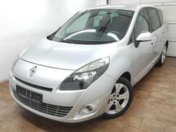 Platingrau Gebraucht 2010 Renault Scénic III Van / Kleinbus | 3.199 € (Guter Preis)