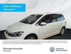Pure white Gebraucht 2024 VW Touran Comfortline Van / Kleinbus | 32.890 € (Fairer Preis)