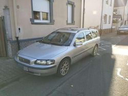 Grau Gebraucht 2003 Volvo V70 Kombi | 1.700 € (Etwas zu teuer)