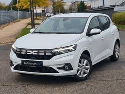Weiß Gebraucht 2023 Dacia Sandero Expression Limousine | 13.499 € (Guter Preis)