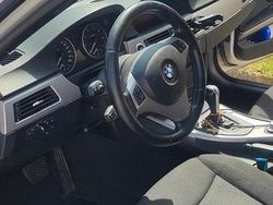 Schwarz Gebraucht 2006 BMW 318 Kombi | 4.100 € (Fairer Preis)
