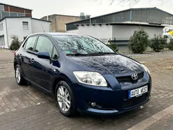 Blau Gebraucht 2009 Toyota Auris Life Limousine | 5.790 € (Fairer Preis)