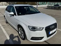 Weiß Gebraucht 2015 Audi A3 Sport Limousine | 12.200 € (Fairer Preis)