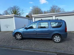 Blau Gebraucht 2009 Dacia Logan MCV Kombi | 2.950 € (Fairer Preis)