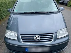 Grau Gebraucht 2009 VW Sharan Van / Kleinbus | 3.800 € (Guter Preis)
