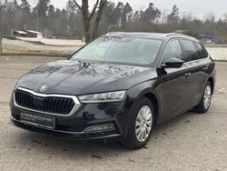 Schwarz Gebraucht 2021 Skoda Octavia First Edition Kombi | 21.990 € (Guter Preis)