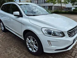 Weiß Gebraucht 2015 Volvo XC60 Linje Inscription SUV | 18.999 € (Fairer Preis)