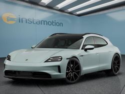 Grün Gebraucht 2024 Porsche Taycan 4S Sport Limousine | 113.499 €
