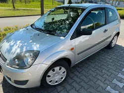 Grau Gebraucht 2007 Ford Fiesta Kleinwagen | 1.200 € (Guter Preis)