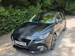Schwarz Gebraucht 2016 Mazda 3 Sports-Line Limousine | 5.999 € (Guter Preis)