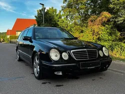 Schwarz Gebraucht 2002 Mercedes E320 Kombi | 1.700 € (Guter Preis)