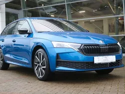 Blau Neu 2024 Skoda Octavia SportLine Kombi | 39.900 € (Teuer)