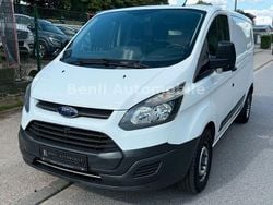 Weiß Gebraucht 2017 Ford Transit Custom Van / Kleinbus | 12.490 € (Superpreis)