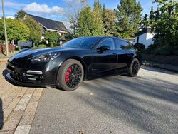 Schwarz Gebraucht 2018 Porsche Panamera GTS Sport Turismo Limousine | 64.000 €