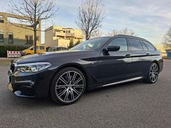 Grau Gebraucht 2019 BMW 540 M Sport Kombi | 42.900 €