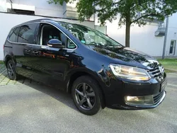 Schwarz Gebraucht 2012 VW Sharan Match Van / Kleinbus | 18.950 €
